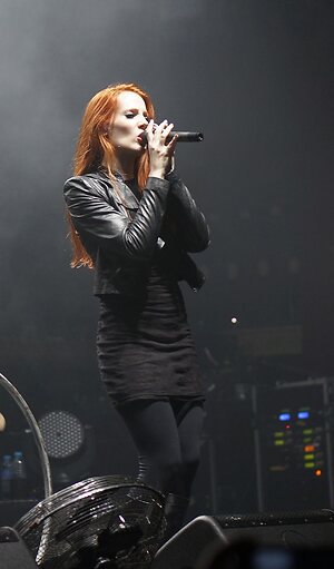 Simone Simons leaked photo #26