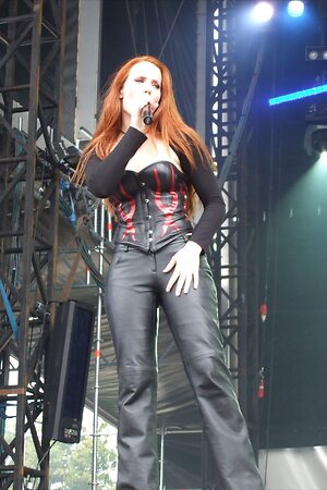 Simone Simons leaked photo #37