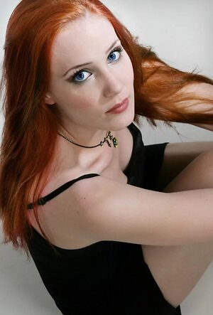 Simone Simons leaked photo #65