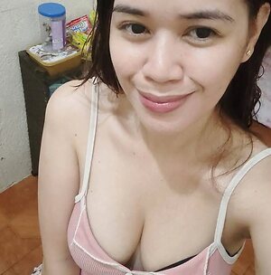 Simple tinay vlog filipina leaked photo #2