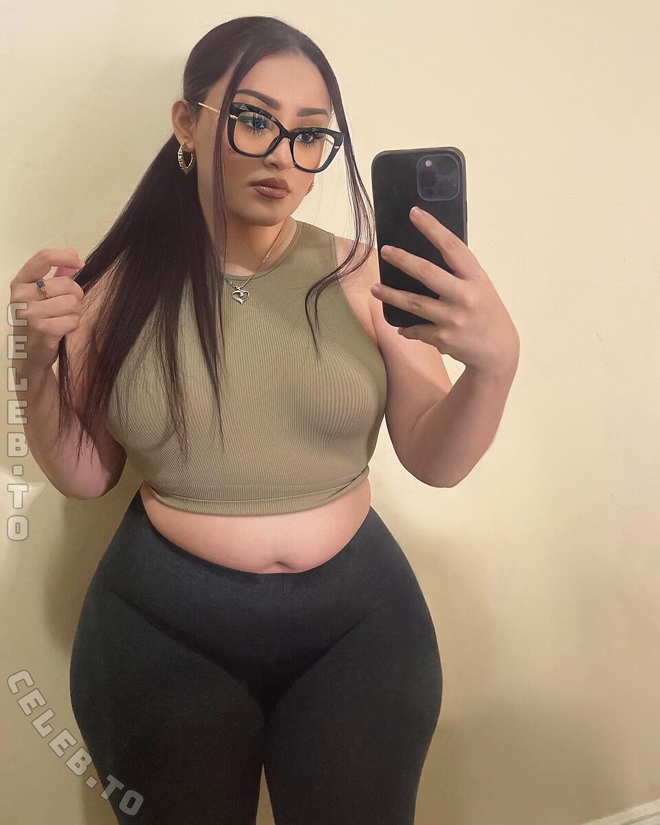simplyxsaphh Nude Leaked Photos