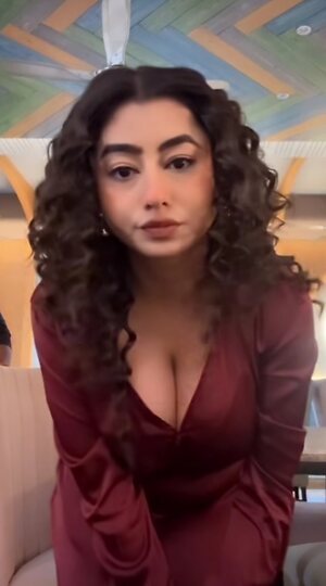 Simran Kamra Nude Leaked Photo #2