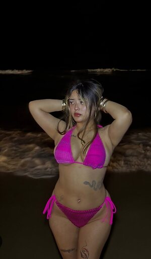 simranyonzon leaked photo #12