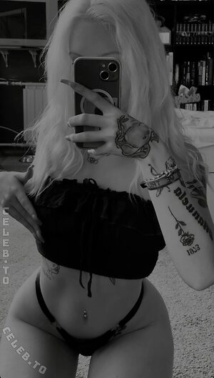 Sina_nck Nude Leaked Photo #9