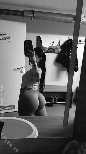 Sinarwtz Nude Leaked Photo #8