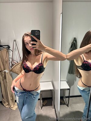 Sinem Ozgur leaked photo #32