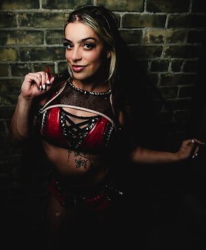 Sirena Linton leaked photo #9