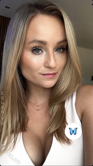 Sissie_Loves_It