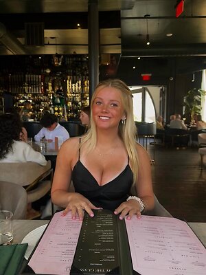 Sitting Nude Leaked Photo #63