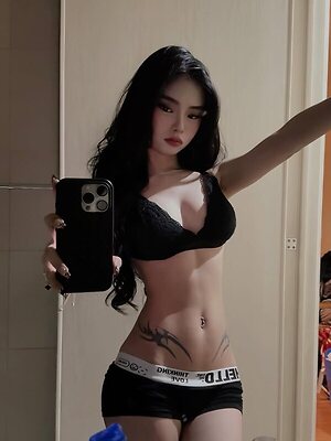 sizashii2 Nude Leaked Photo #17