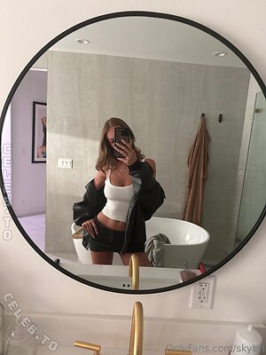Sky Bri Nude Leaked Photo #152