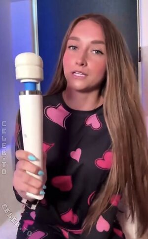 Skylar Mae More Nude Photos