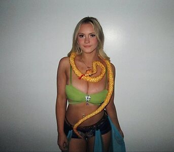 Skyler Polzkill leaked photo #4