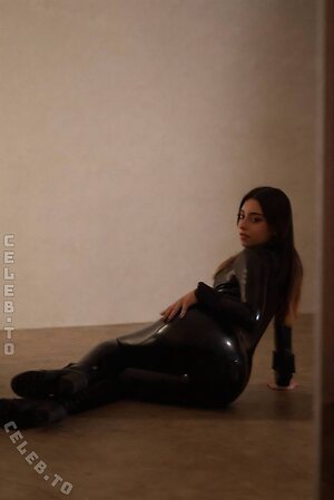 Slayeas Nude Leaked Photo #37