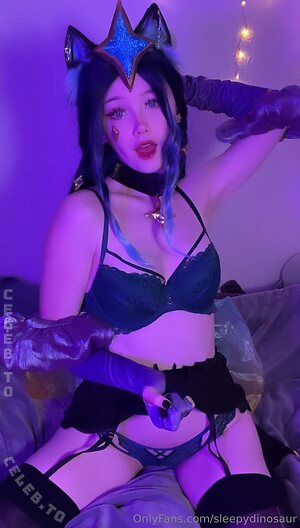 SleepyDinosaur Nude Leaked Photo #289