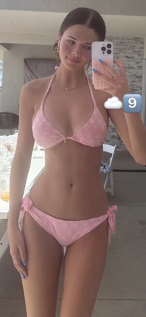 Sloane Price leaked photo #4