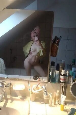 Slovenské nahé Ženy leaked photo #9