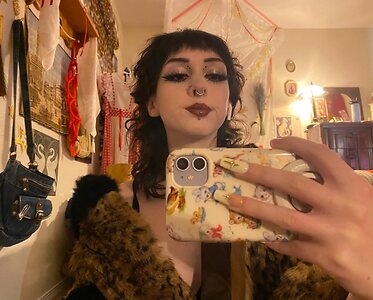 smallwoundedfawn leaked photo #8