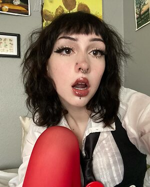 smallwoundedfawn leaked photo #10