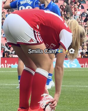 Smilla Holmberg leaked photo #3