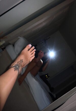 snowie leaked photo #3