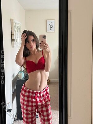 Sofia Crnilovic Nude Leaked Photo #23