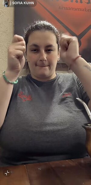 Sofia Kuhn leaked photo #4