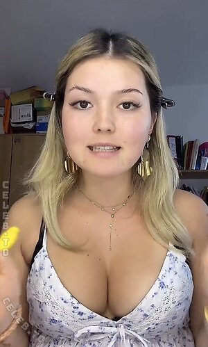 Sofia Stark Nude Leaked Photo #6