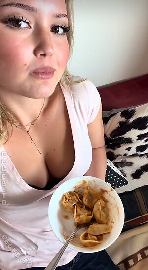 Sofia Stark Nude Leaked Photo #9