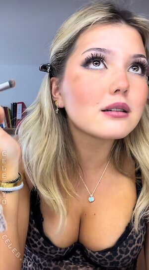 Sofia Stark Nude Leaked Photo #16