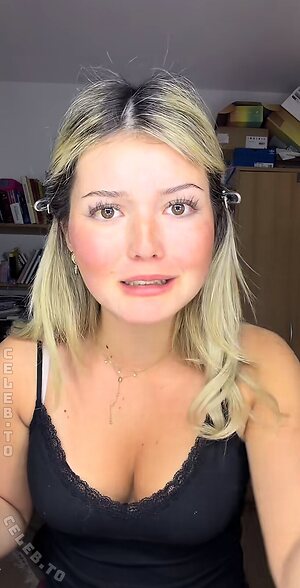 Sofia Stark Nude Leaked Photo #24