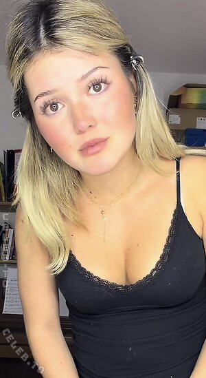 Sofia Stark Nude Leaked Photo #26