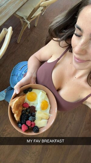 Sofiacrnilovic leaked photo #6