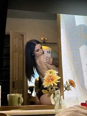 Sofiacrnilovic leaked photo #44