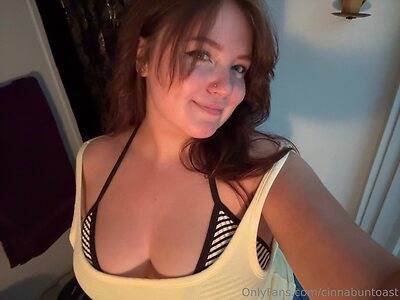 Softestcinnamonroll leaked photo #4