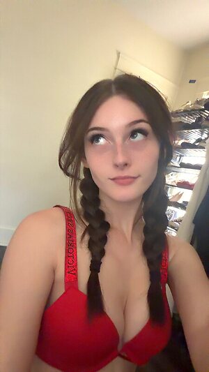 soggyalien22 leaked photo #256