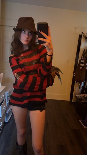 soggyalien22 leaked photo #354