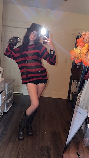 soggyalien22 leaked photo #355