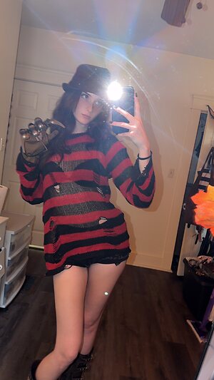 soggyalien22 leaked photo #356