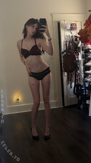 soggyalien22 leaked photo #430