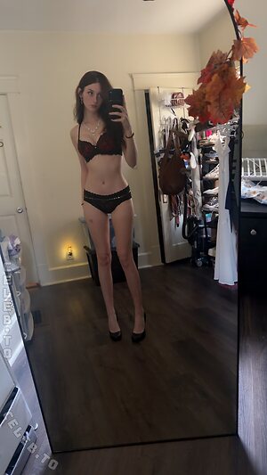 soggyalien22 leaked photo #437