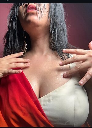 Sonali kaintura leaked photo #24