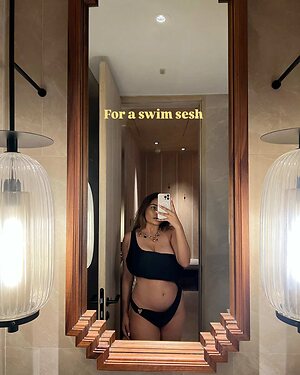 Sonali leaked photo #36