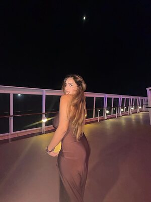 Set 32 — 3 photos