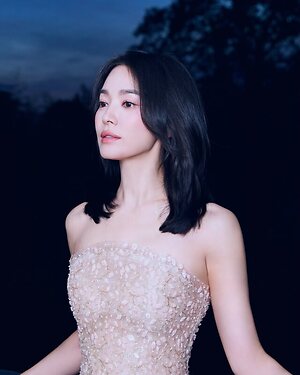 Song Hye-kyo leaked photo #3