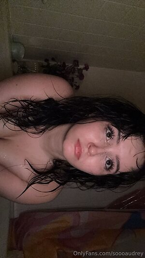 SoooBunny leaked photos