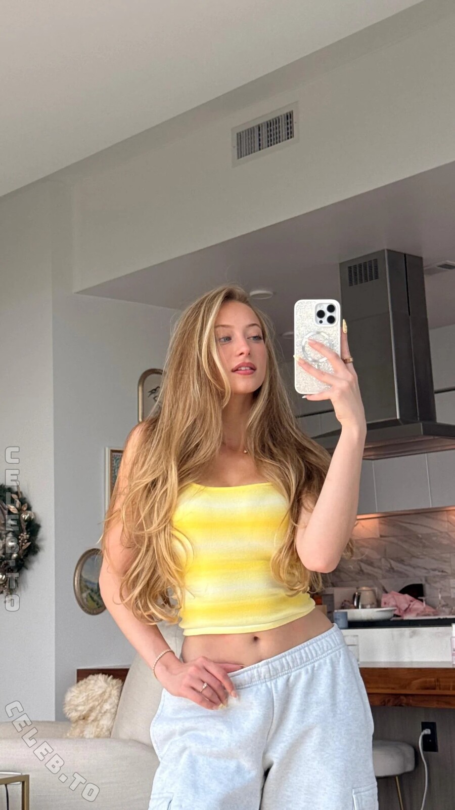 Sophia Diamond photo