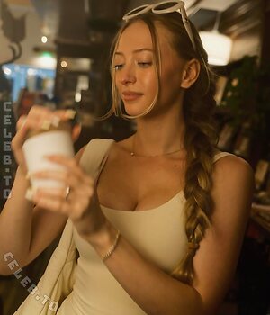 Sophia Diamond photo