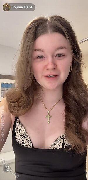 Sophia Elena Nude Leaked Photo #5