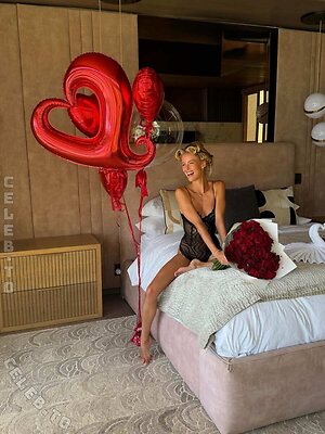 Sophia Lüders Nude Leaked Photo #6